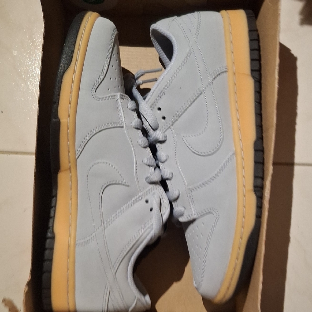 Men's Gray Sneakers